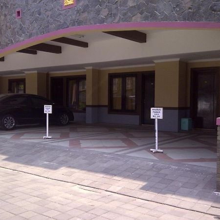 Amellia Pasteur Hotel Бандунг Экстерьер фото
