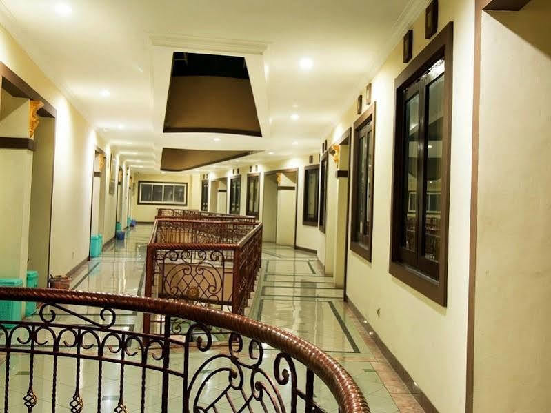Amellia Pasteur Hotel Бандунг Экстерьер фото